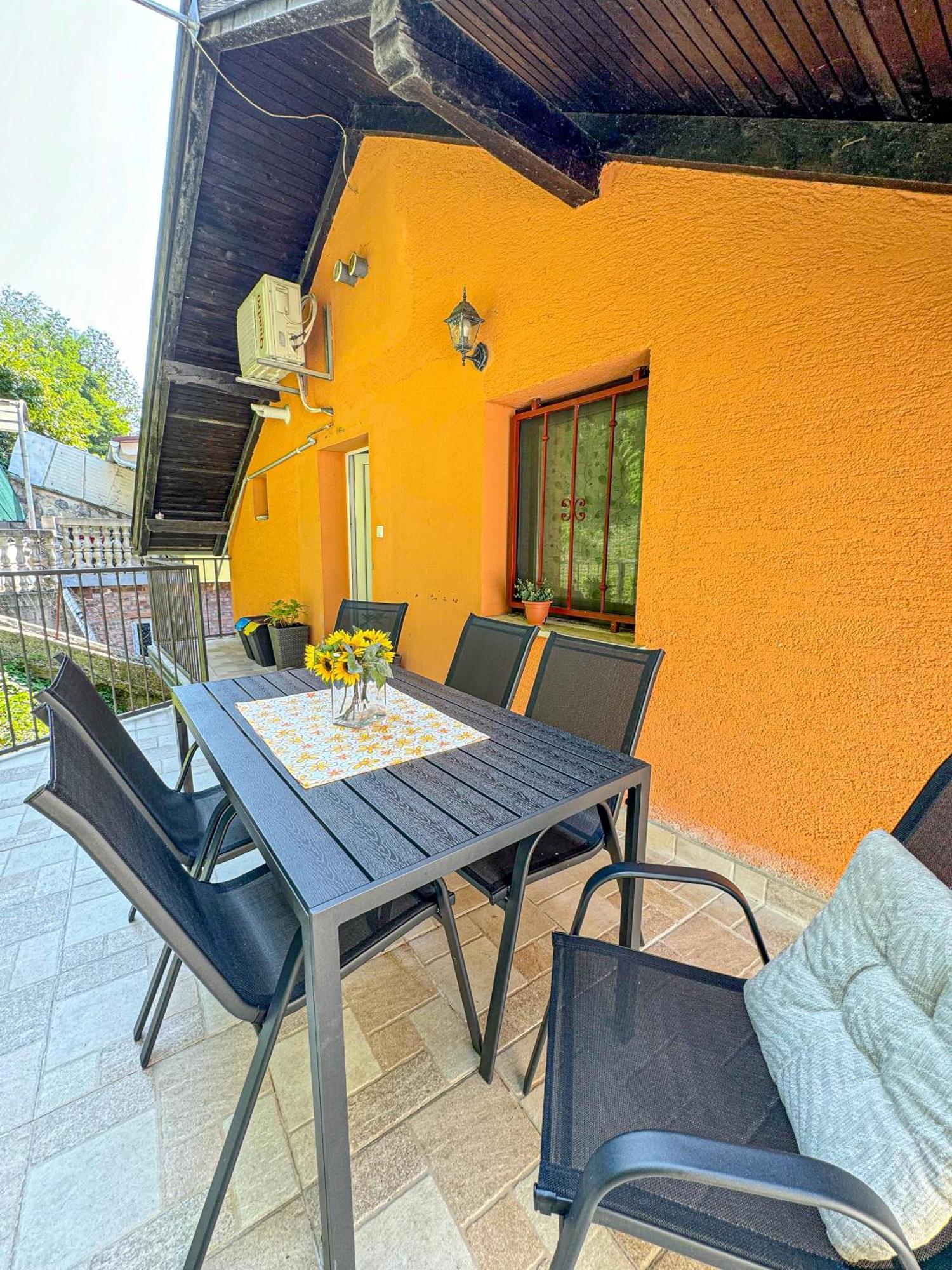 Apartman Mibel Ζάγκρεμπ Εξωτερικό φωτογραφία