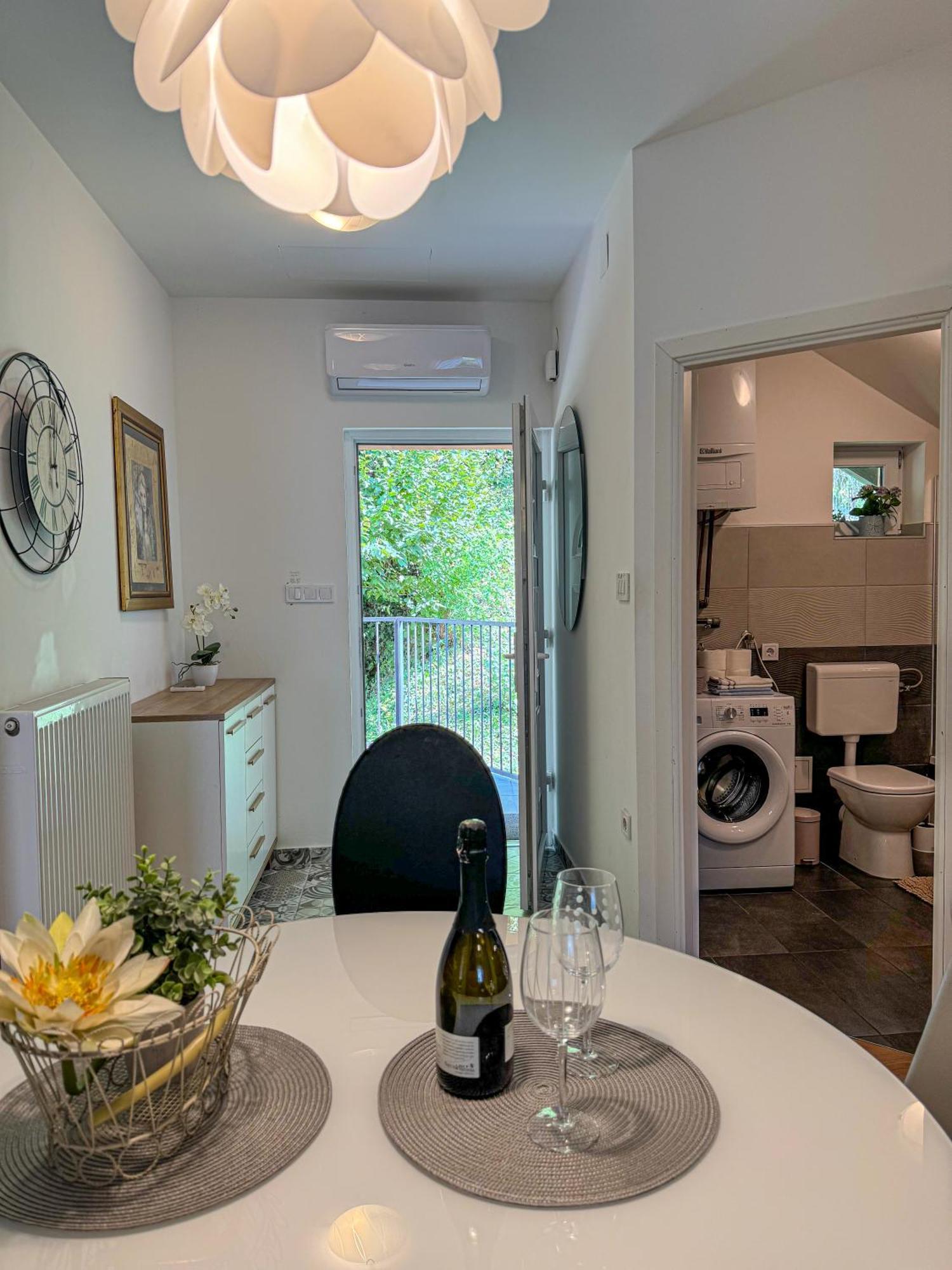 Apartman Mibel Ζάγκρεμπ Εξωτερικό φωτογραφία